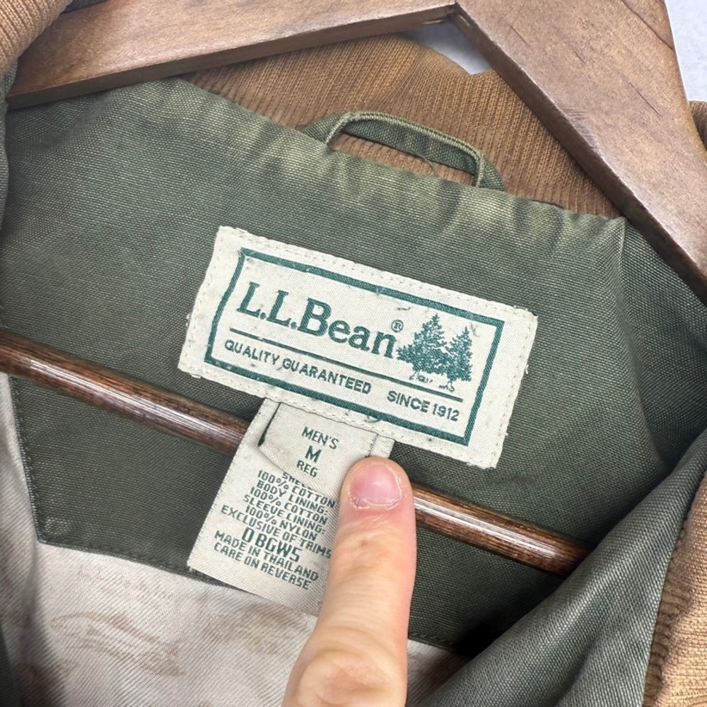 Vintage LL Bean Jacket Men's Medium Green Barn Coat Canvas Lined Distressed y2k - Picture 10 of 14